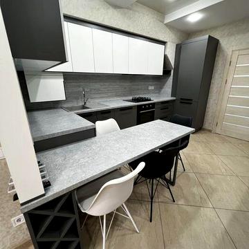 Продається простора та сучасна квартира площею 84 м² з терасою та балконом ЖК Софіївське
