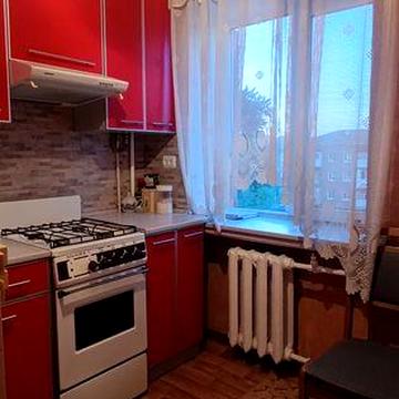Продається  2 кімн квартира в центрі міста біля Цума