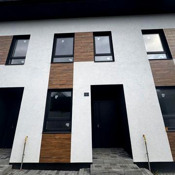 Таунхаус 75 м² + 35 м² мансарда в приватному секторі, квул. Амосова, біля ЖК «Петрівський Квартал»