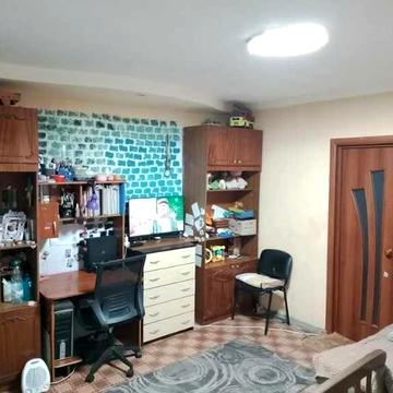 ПРОДАЮ 3кім.Кв.80м2 ЦЕНТР/Ринок. Окремі кімнати. Цегла Є балкон.М/п