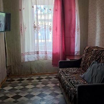 Сдам 2 ком.квартиру на Кутузакия