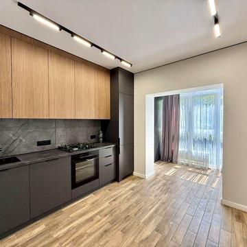 Продам 2к.квартиру з ремонтом ЖК Пластовий