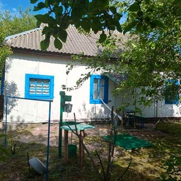 Продам будинок у с.Золотинка!