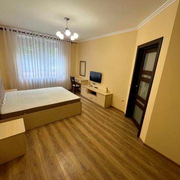 Здається в оренду 1-но кімнатна квартира в центрі міста