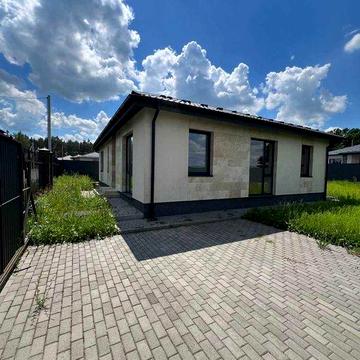 Одноповерховий будинок у Лісовій Бучі — поруч ліс, озеро та вся інфраструктура!