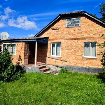 Продається будинок в с.м.т. Стеблів