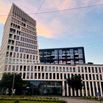 Видова 1К квартира-студія, окрема спальня, тераса у Форум Апартментс