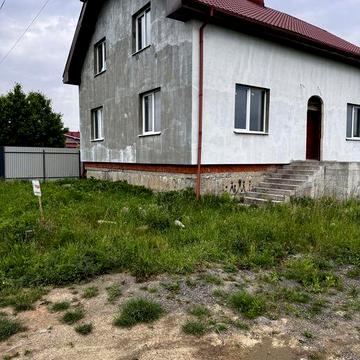 Просторий будинок в мкрн Табла, асфальт, комунікації