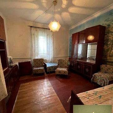 Продаж / Квартира / Героїв Майдану, Острог