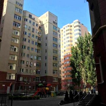 ЖК «Промінь» — простора 3-кімнатна квартира з високими стелями, на вул. Академіка Вільямса