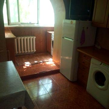 Сдаю 1 ком кВ ул Бреуса