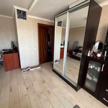 Продам 1к квартиру на корбутівці