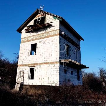 Срочно продам участок 6 соток с кадастром и недостроенным домом. Своя вода, газ рядом. Центр Харькова, Пушкинская Киевская