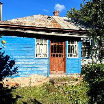Продається будинок на 3 кімнати у хорошому стані.