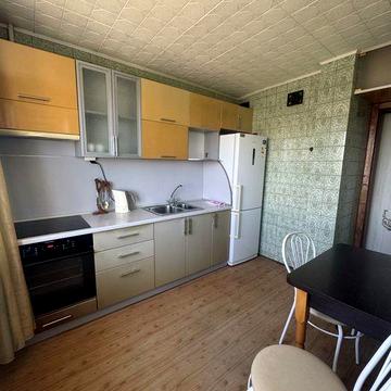 Сдам у довгострокову оренду квартиру 2х кімнатну