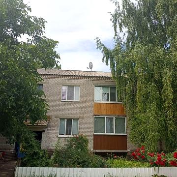 Центральна, 3