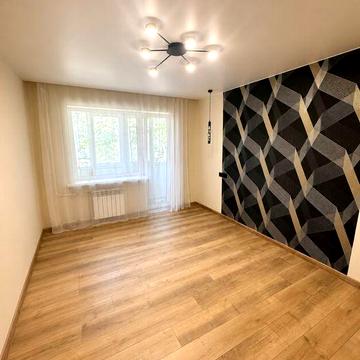 Продается 3 ком квартира в Осипенковском р-не по улице Узбекистанская
