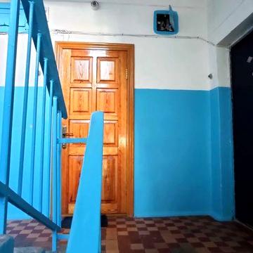 Продам 3-комнатную квартиру в обкомовском доме в центре (ул. Мстиславская р-н Прогресс)