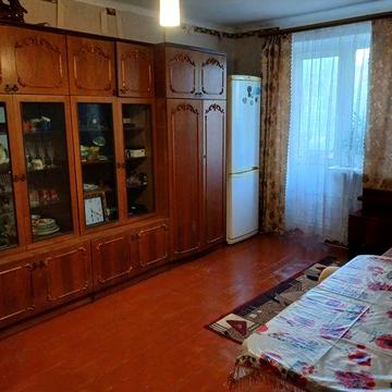 Продам однокімнатну квартиру у центрі міста Сміла.