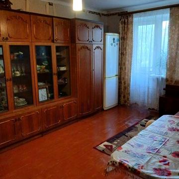 Продам однокомнатную квартиру в центре города Смела.
