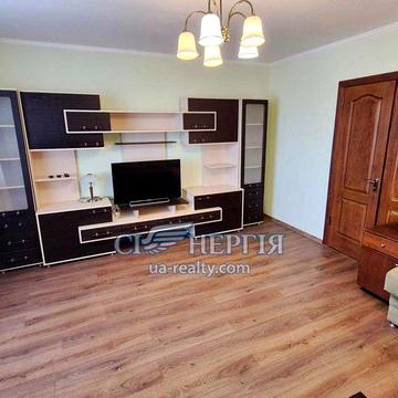3-кім 67м.кв. Феодосійська, 4 метро Деміївська