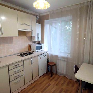 Продам 1кв Павлове Поле м.Бот.сад 4хв пішки кап.ремонт. Ексклюзив