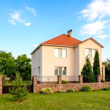 Продаж 5к Дім Ватутіна вулиця