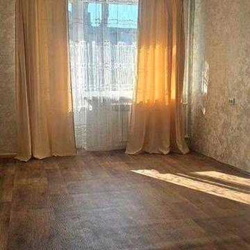 1 кімнатна квартира поруч із парком.