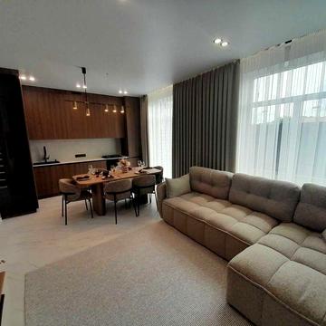 Продаж Дуплекс 115м з ремонтом та ділянкою 3 сотки