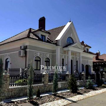Продам будинок, котеджне містечко "Сосновий берег". Перша лінія моря