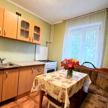 Оренда 3 км квартири , вул Ольжича 17, м Дорогожичі