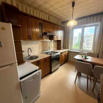 kor Продаж затишної 3к квартири, Таїрова! 64 м², біля ринку Людмила/Comfy