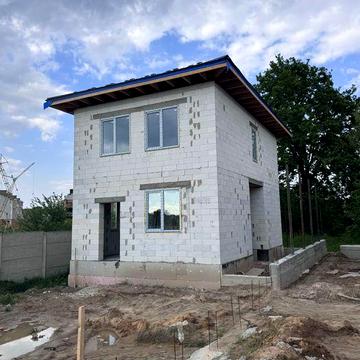 Продаж двоповерховий будинок