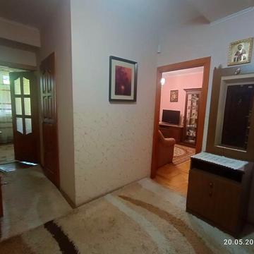 Продаж Квартири 3кімн.4/5