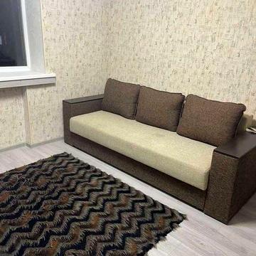 Продам гостинку, м"Левада", пр. Аэрокосмический 2 (пр. Гагарина)