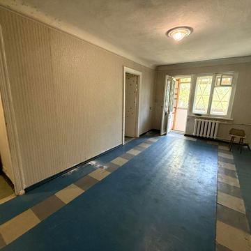 Продаж трикімнатної квартири Ліски