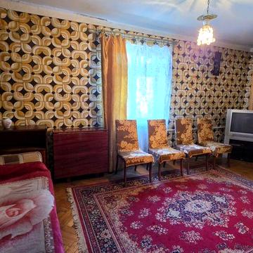 Черемушки парк Марка Твена/Космонавтов 1-комн на среднем этаже жилая