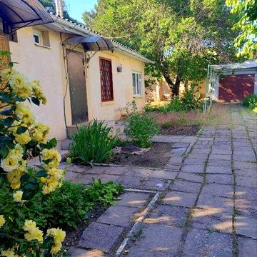 Сдам 3 ком.дом в Аркадии,отопление АГВ,колонка,длительно