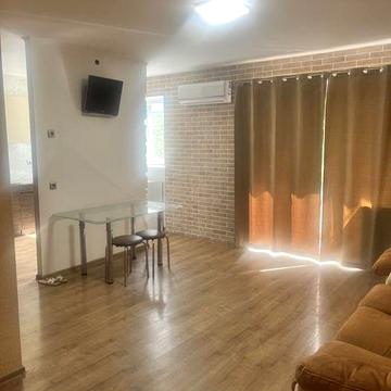 Термінова оренда 1 кім кв. по вул. Толстого 50