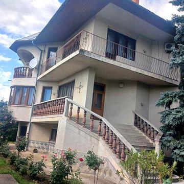 Будинок 10 хв до центру 20 соток землі