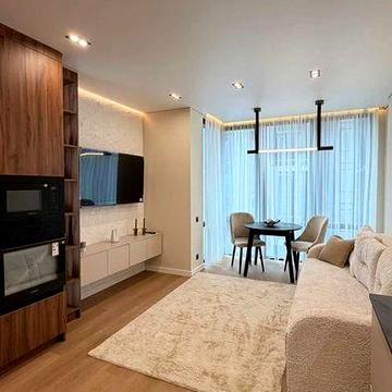 Укомплектована 1.5 кімнатна квартира 45.4м2 в ЖК "Manhattan", Озеро, Центр ЖК Manhattan