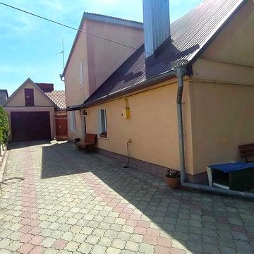 продам затишний будинок