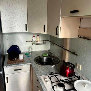 Продам 1 кімнатну квартиру район АНД ЖК м Дніпро вул.Універсальна 13 кВ 42
