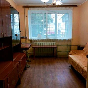 СРОЧНО ! Сдам 2-хкомн. квартиру на Черемушках, 1 этаж, со своим  местом для а/м.