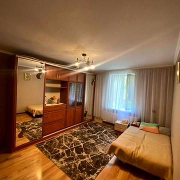Продаж 1к Квартира Збаразька вулиця