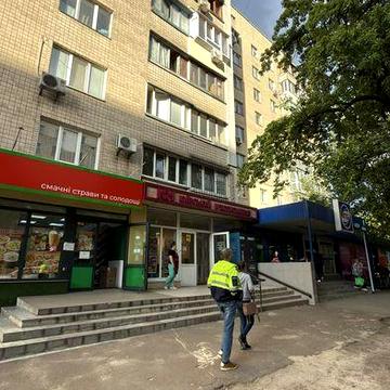 Продається квартира 3-х кімнатна за адресою Преображенська 27 ПІД РЕМОНТ .