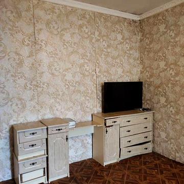 Продам 1- но кімнатну квартиру на Томилівській