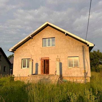 Продам будинок в с.Підгіря, з чорновим ремонтом