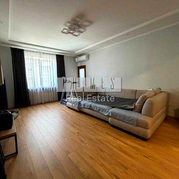 Продаж 2кімн квартири 90 м2, Дмитрівська 69,Шевченківський рн