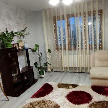 Продам частину  будинкуна два входа в центрі